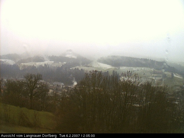 Webcam-Bild: Aussicht vom Dorfberg in Langnau 20070206-120500