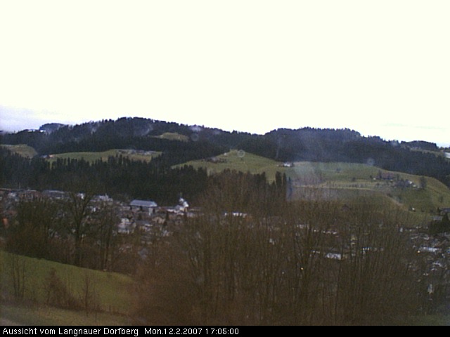 Webcam-Bild: Aussicht vom Dorfberg in Langnau 20070212-170500