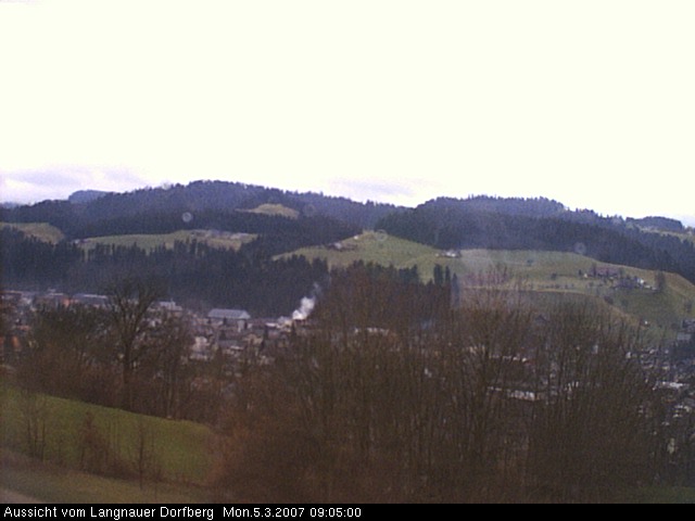 Webcam-Bild: Aussicht vom Dorfberg in Langnau 20070305-090500