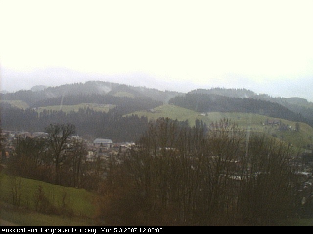 Webcam-Bild: Aussicht vom Dorfberg in Langnau 20070305-120500