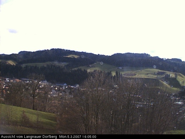 Webcam-Bild: Aussicht vom Dorfberg in Langnau 20070305-160500