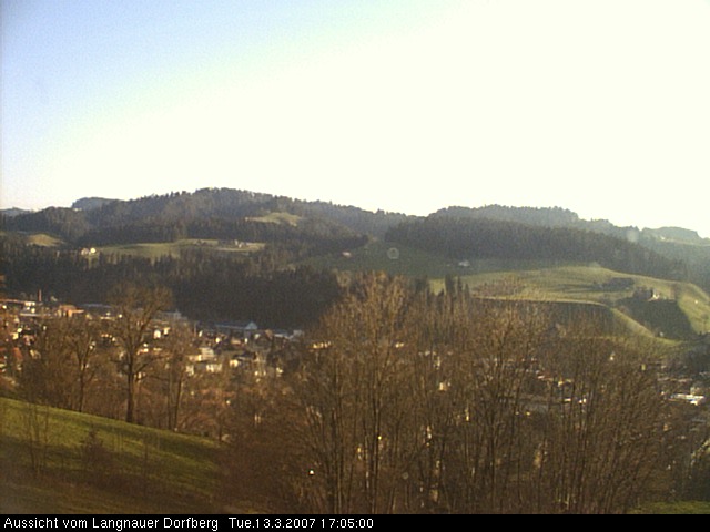 Webcam-Bild: Aussicht vom Dorfberg in Langnau 20070313-170500