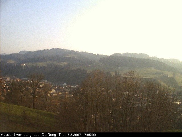 Webcam-Bild: Aussicht vom Dorfberg in Langnau 20070315-170500