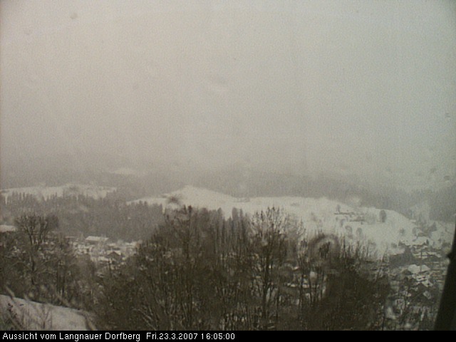 Webcam-Bild: Aussicht vom Dorfberg in Langnau 20070323-160500