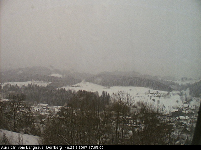 Webcam-Bild: Aussicht vom Dorfberg in Langnau 20070323-170500