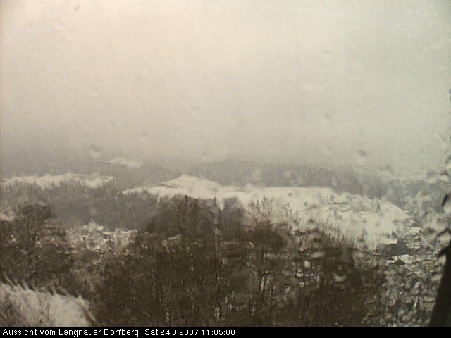 Webcam-Bild: Aussicht vom Dorfberg in Langnau 20070324-110500