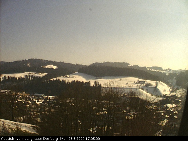 Webcam-Bild: Aussicht vom Dorfberg in Langnau 20070326-170500