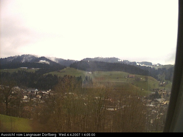 Webcam-Bild: Aussicht vom Dorfberg in Langnau 20070404-140500