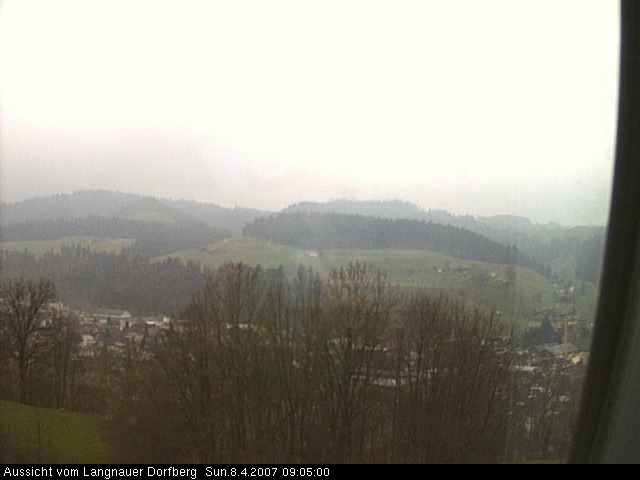 Webcam-Bild: Aussicht vom Dorfberg in Langnau 20070408-090500