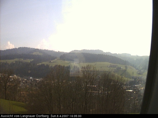 Webcam-Bild: Aussicht vom Dorfberg in Langnau 20070408-160500
