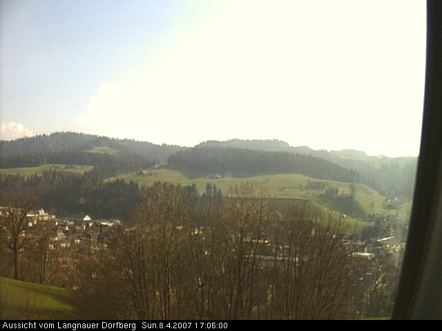 Webcam-Bild: Aussicht vom Dorfberg in Langnau 20070408-170500