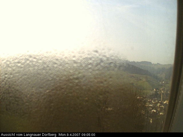 Webcam-Bild: Aussicht vom Dorfberg in Langnau 20070409-090500