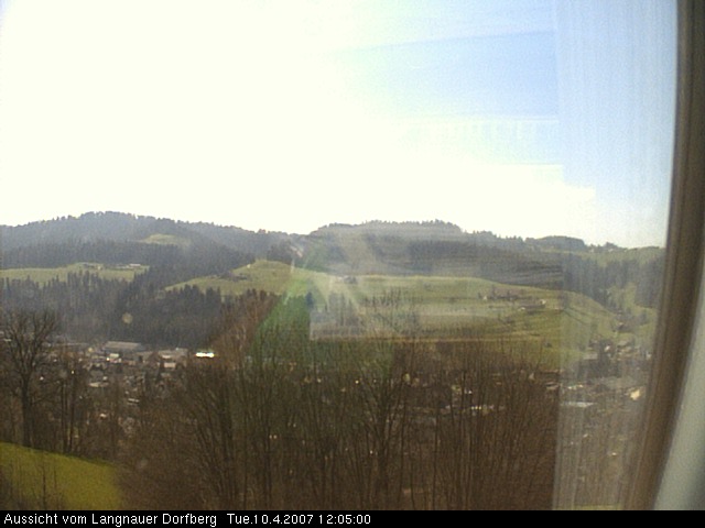Webcam-Bild: Aussicht vom Dorfberg in Langnau 20070410-120500