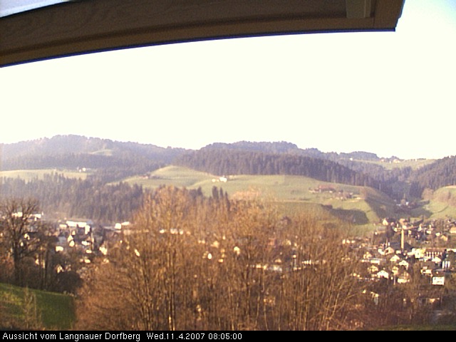 Webcam-Bild: Aussicht vom Dorfberg in Langnau 20070411-080500