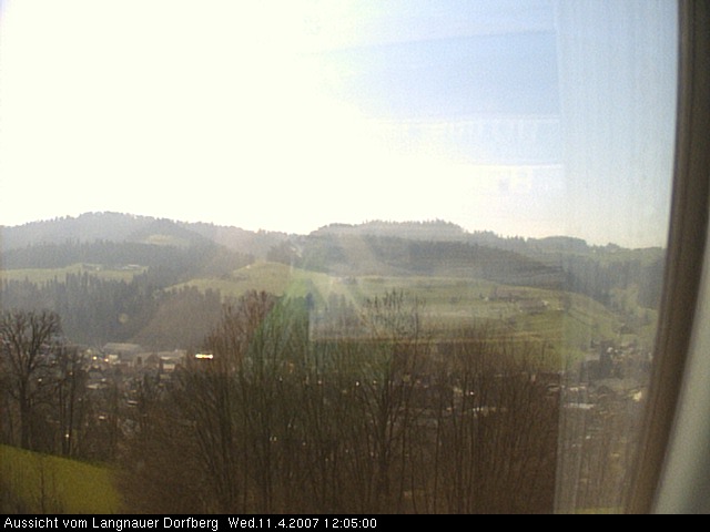 Webcam-Bild: Aussicht vom Dorfberg in Langnau 20070411-120500