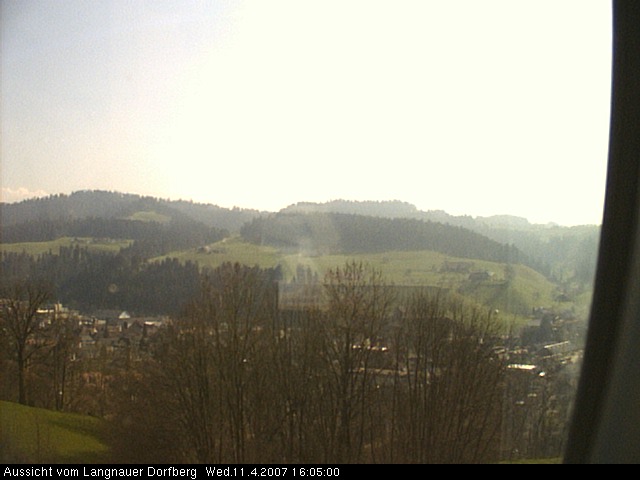 Webcam-Bild: Aussicht vom Dorfberg in Langnau 20070411-160500