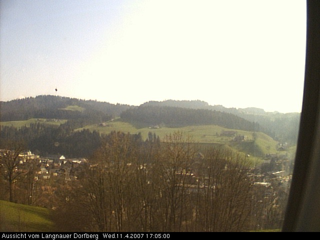 Webcam-Bild: Aussicht vom Dorfberg in Langnau 20070411-170500