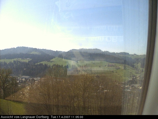 Webcam-Bild: Aussicht vom Dorfberg in Langnau 20070417-110500