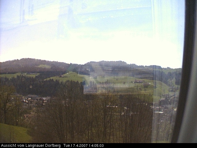 Webcam-Bild: Aussicht vom Dorfberg in Langnau 20070417-140500