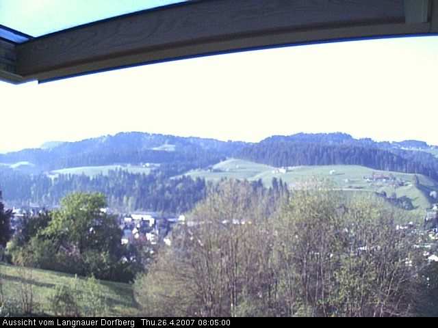 Webcam-Bild: Aussicht vom Dorfberg in Langnau 20070426-080500