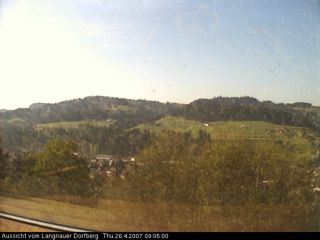 Webcam-Bild: Aussicht vom Dorfberg in Langnau 20070426-090500