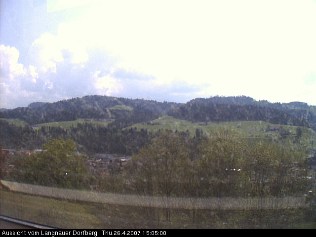 Webcam-Bild: Aussicht vom Dorfberg in Langnau 20070426-150500