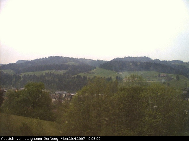 Webcam-Bild: Aussicht vom Dorfberg in Langnau 20070430-100500