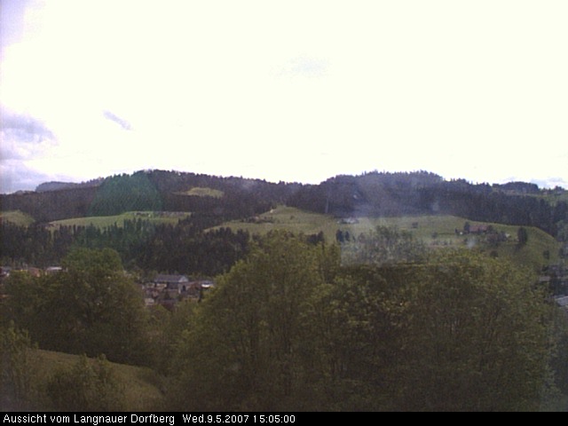 Webcam-Bild: Aussicht vom Dorfberg in Langnau 20070509-150500