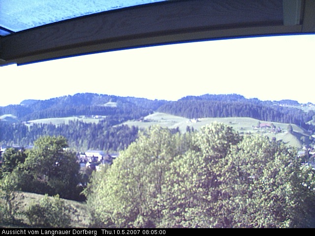 Webcam-Bild: Aussicht vom Dorfberg in Langnau 20070510-080500