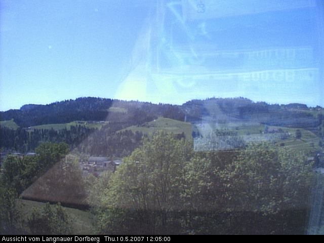 Webcam-Bild: Aussicht vom Dorfberg in Langnau 20070510-120500
