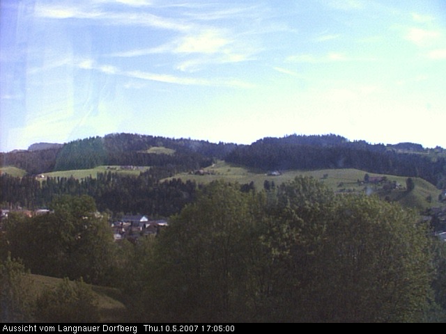 Webcam-Bild: Aussicht vom Dorfberg in Langnau 20070510-170500