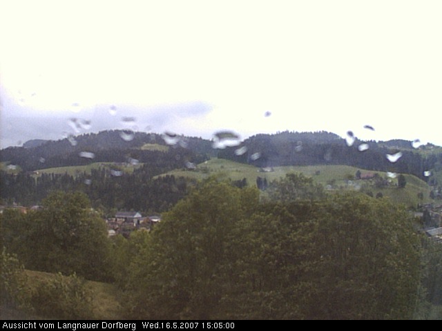 Webcam-Bild: Aussicht vom Dorfberg in Langnau 20070516-150500