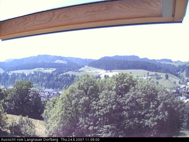 Webcam-Bild: Aussicht vom Dorfberg in Langnau 20070524-110500
