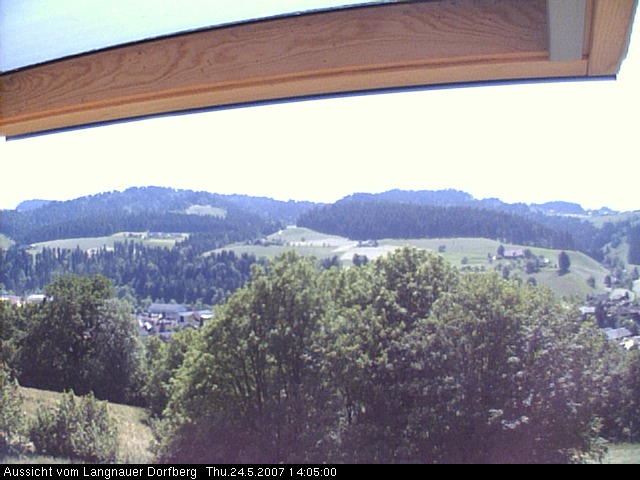 Webcam-Bild: Aussicht vom Dorfberg in Langnau 20070524-140500