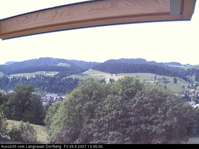 Webcam-Bild: Aussicht vom Dorfberg in Langnau 20070525-100500