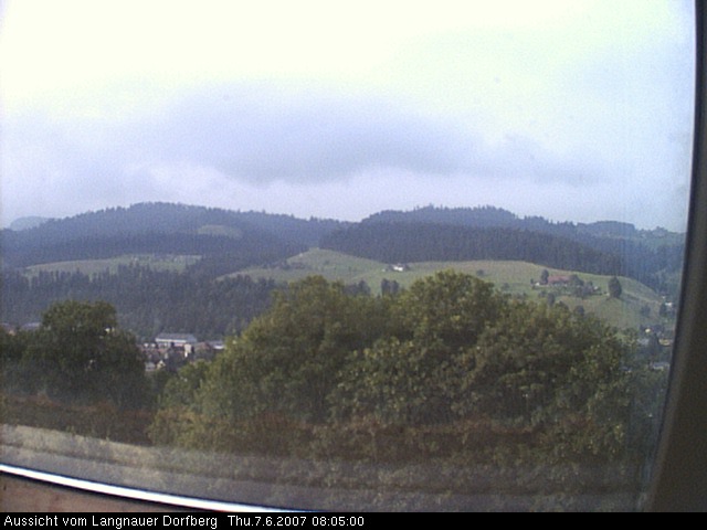 Webcam-Bild: Aussicht vom Dorfberg in Langnau 20070607-080500