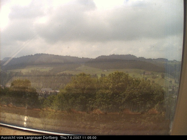 Webcam-Bild: Aussicht vom Dorfberg in Langnau 20070607-110500