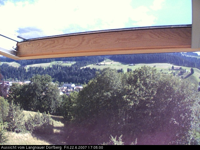 Webcam-Bild: Aussicht vom Dorfberg in Langnau 20070622-170500