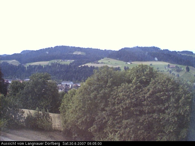 Webcam-Bild: Aussicht vom Dorfberg in Langnau 20070630-080500