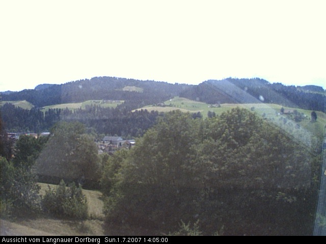 Webcam-Bild: Aussicht vom Dorfberg in Langnau 20070701-140500
