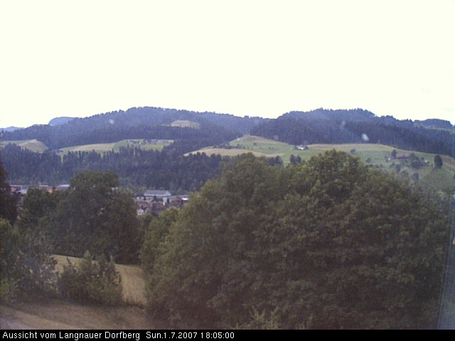 Webcam-Bild: Aussicht vom Dorfberg in Langnau 20070701-180500