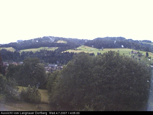 Webcam-Bild: Aussicht vom Dorfberg in Langnau 20070704-140500