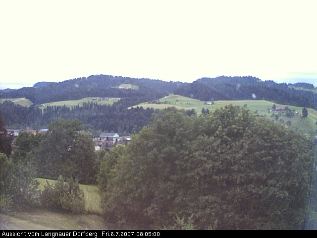 Webcam-Bild: Aussicht vom Dorfberg in Langnau 20070706-080500
