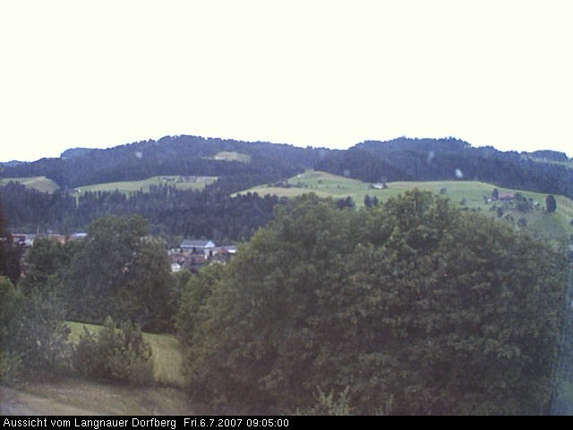 Webcam-Bild: Aussicht vom Dorfberg in Langnau 20070706-090500