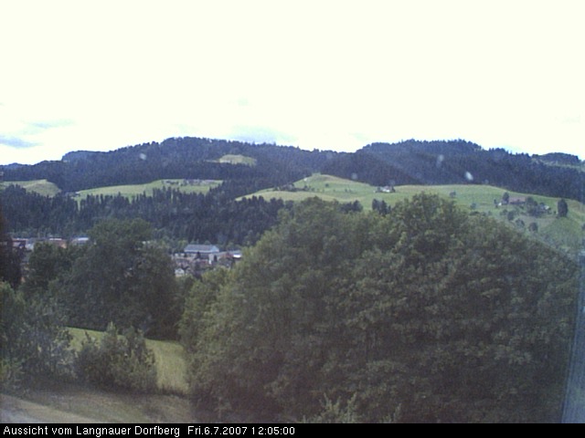 Webcam-Bild: Aussicht vom Dorfberg in Langnau 20070706-120500