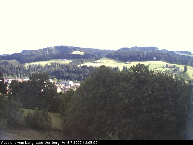 Webcam-Bild: Aussicht vom Dorfberg in Langnau 20070706-180500