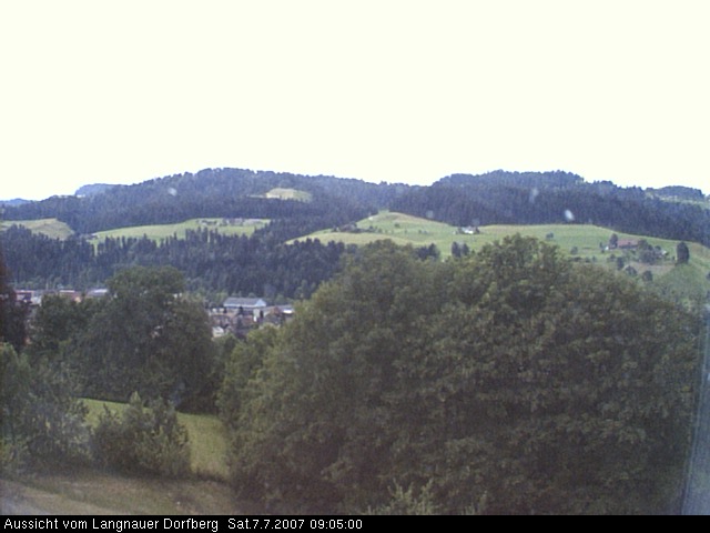 Webcam-Bild: Aussicht vom Dorfberg in Langnau 20070707-090500