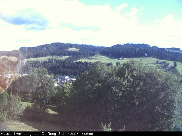 Webcam-Bild: Aussicht vom Dorfberg in Langnau 20070707-180500