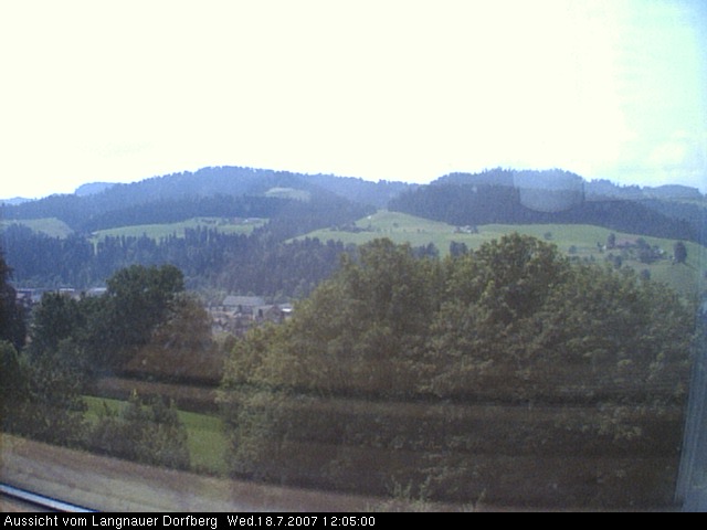 Webcam-Bild: Aussicht vom Dorfberg in Langnau 20070718-120500
