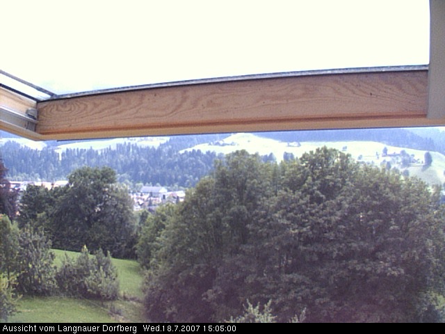Webcam-Bild: Aussicht vom Dorfberg in Langnau 20070718-150500